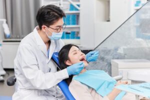 woman-patient-dentist_559218-11